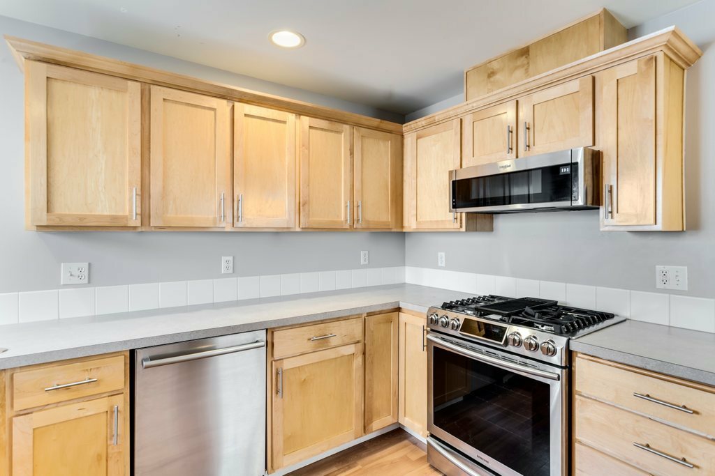 Property Photo: 12717 Greenwood Ave N A WA 98133