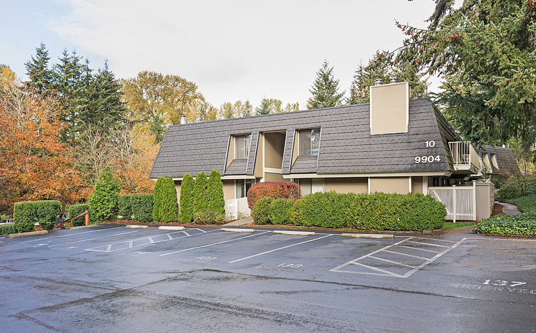 Property Photo:  9904 NE 124th St B101  WA 98034 