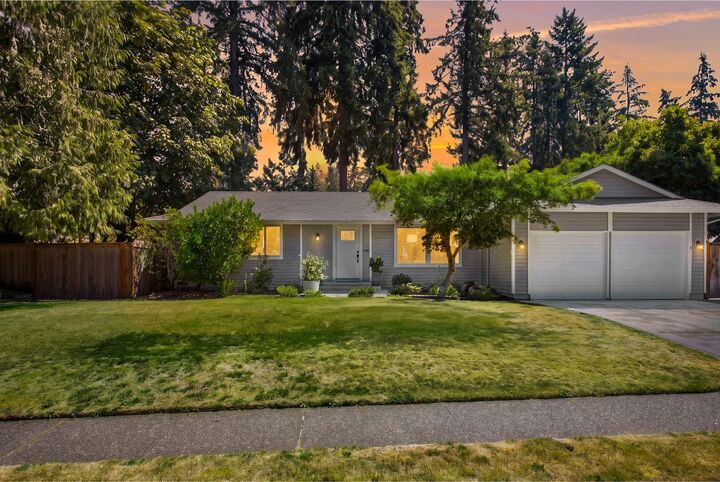 Property Photo:  11815 NE 143rd Street  WA 98034 