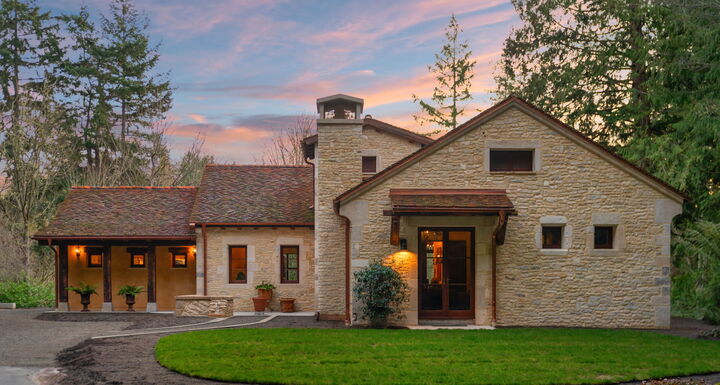 Property Photo: 11008 N Deer Drive WA 98020