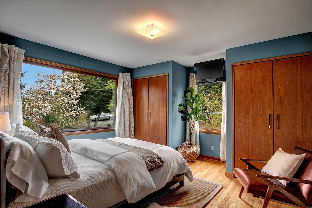 Property Photo: Master bedroom/ensuite 8727 25th Ave NW  WA 98117 