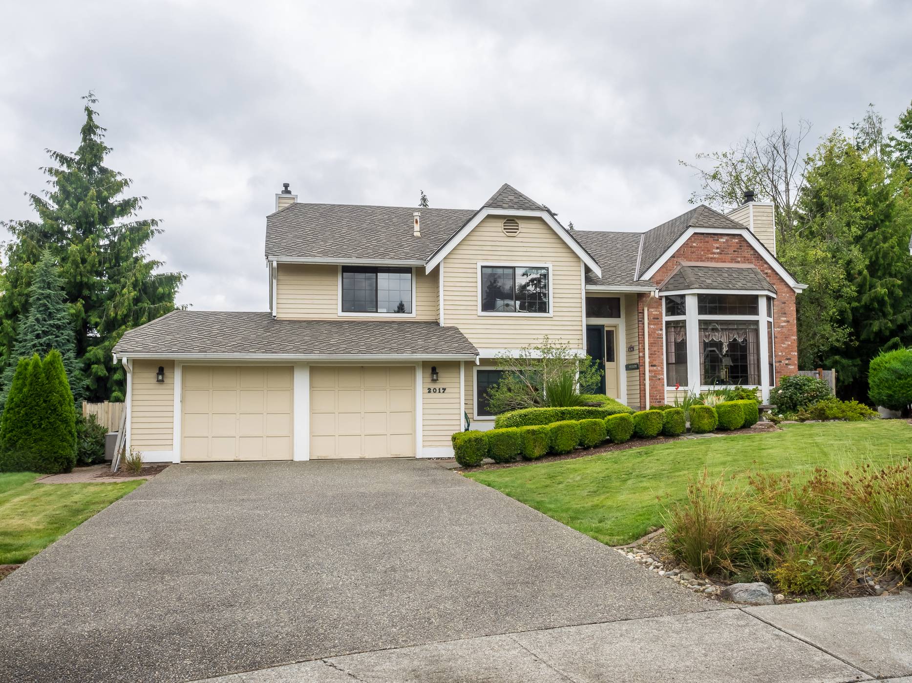 Property Photo:  2017 238th St SE  WA 98021 