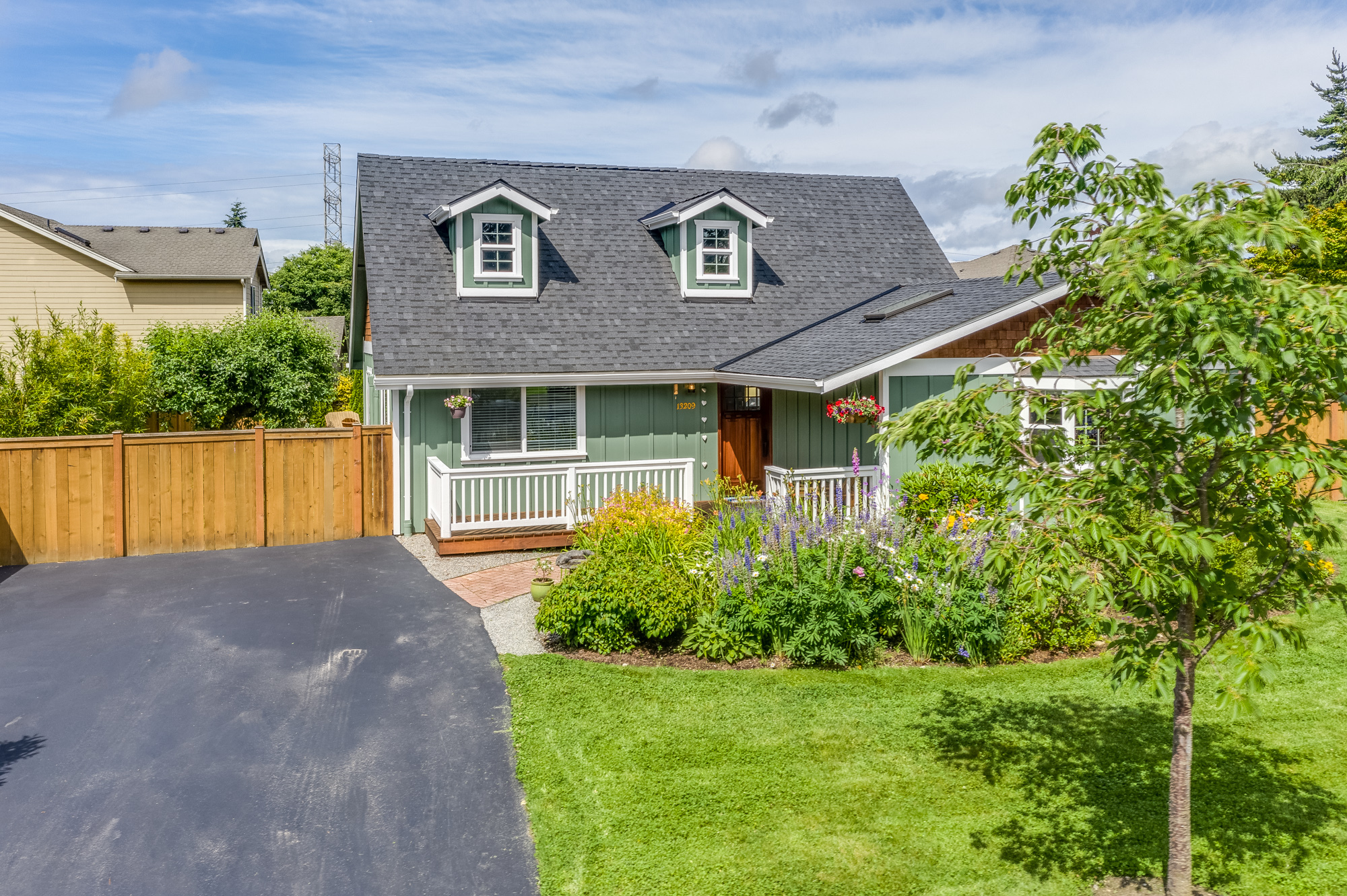 Property Photo: 13209 125th Ave NE WA 98034