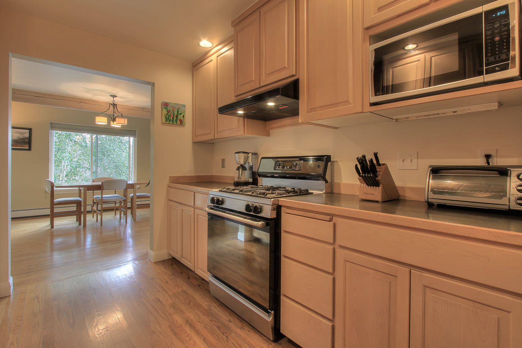 Property Photo: Kitchen 104 NW 47th St  WA 98107 