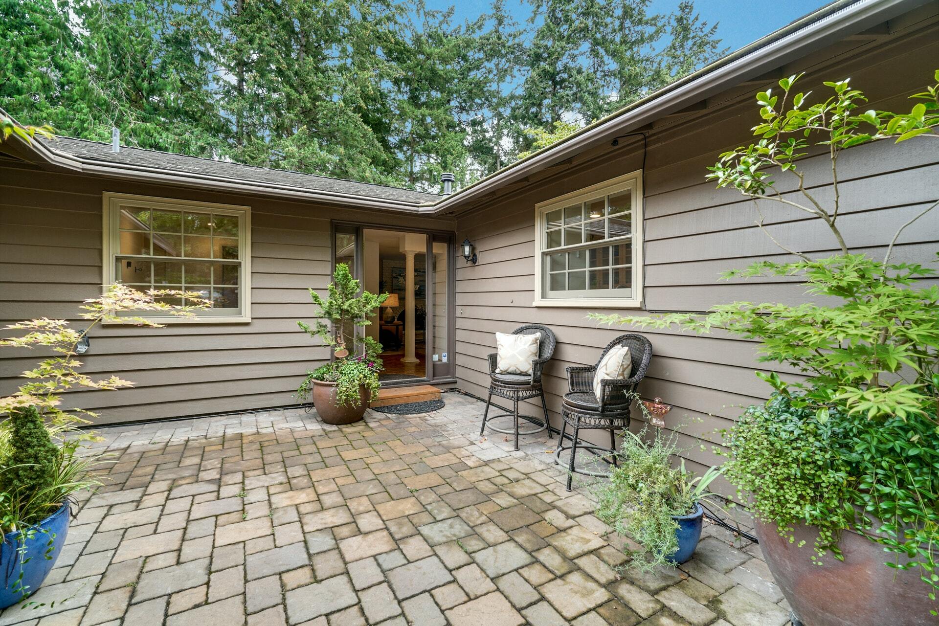 Property Photo: 1028 172nd Ave NE WA 98008