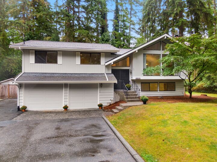 18221 NE 189th Street  Woodinville WA 98077 photo