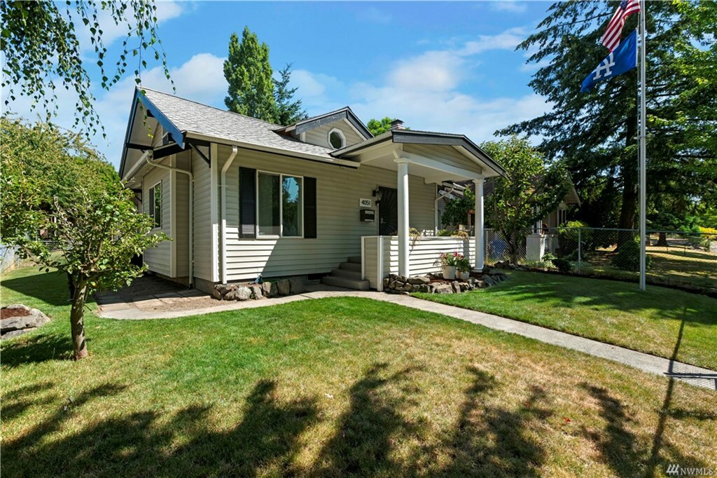 Property Photo:  4051 S G St  WA 98418 