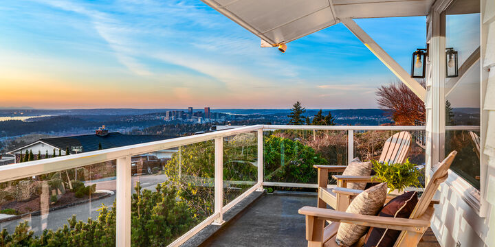 Property Photo:  4510  140th Avenue SE  WA 98006 