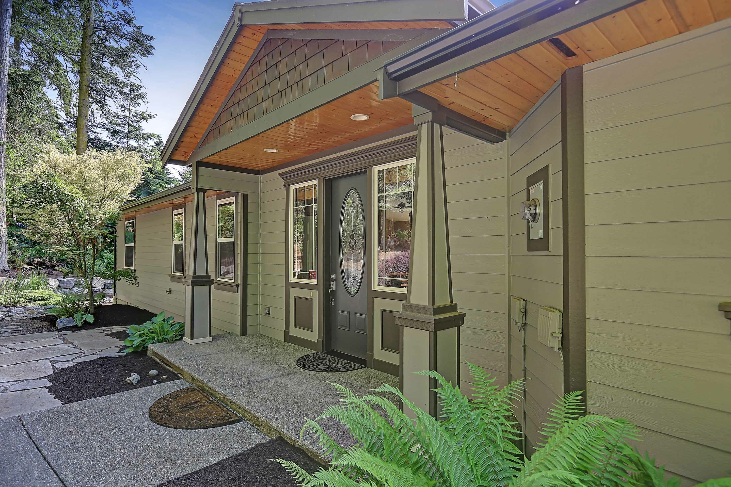 Property Photo: 628 n sunset: 628 N Sunset Dr  WA 98282 