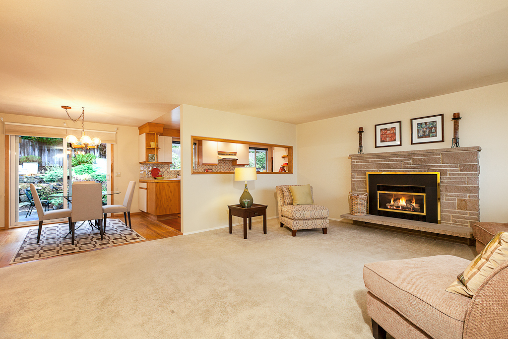 Property Photo: Living room 22015 99th Place W  WA 98020 