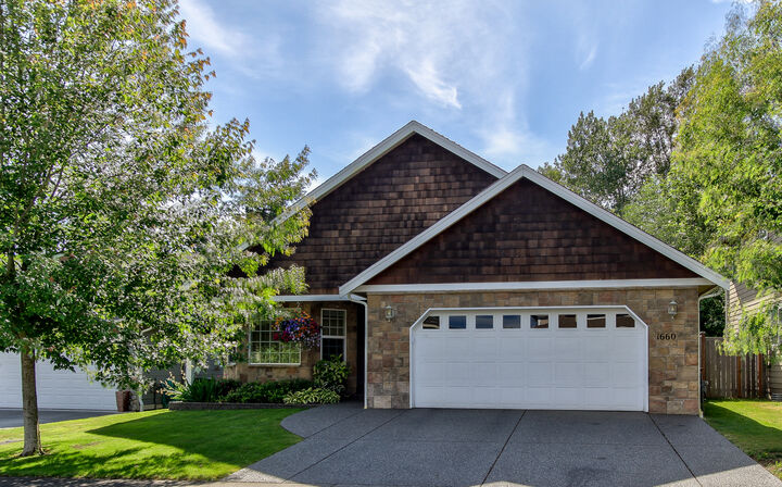 1660 Fruitland Dr  Bellingham WA 98226 photo