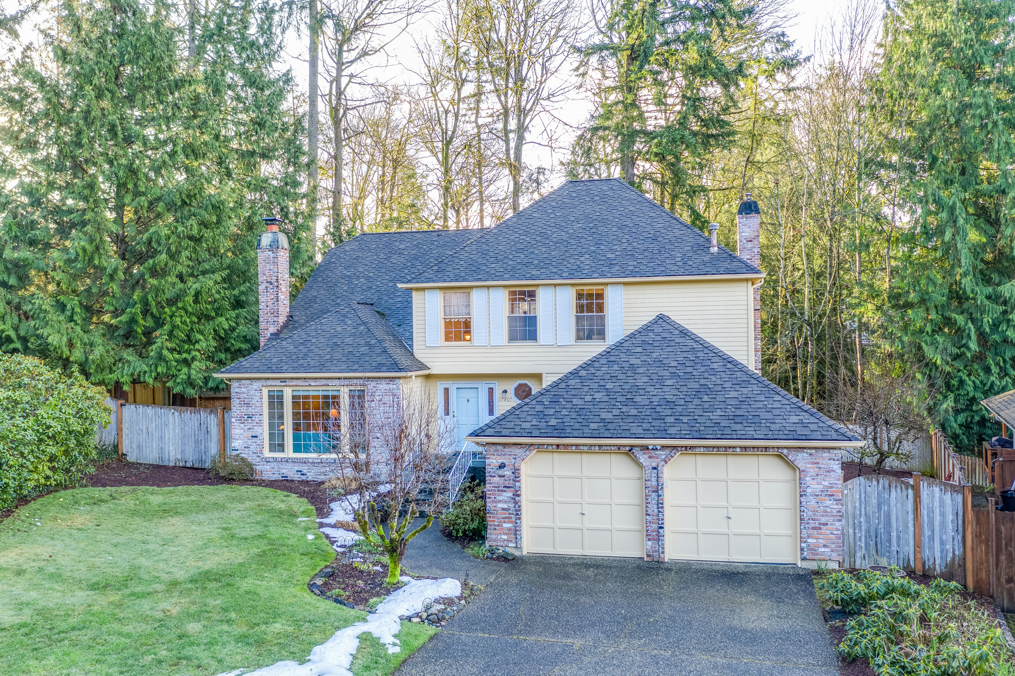 Property Photo:  17807 NE 138th Ct  WA 98052 