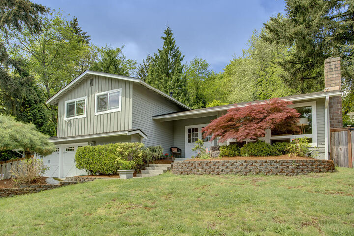 Property Photo: 13517 95th Ave NE WA 98034