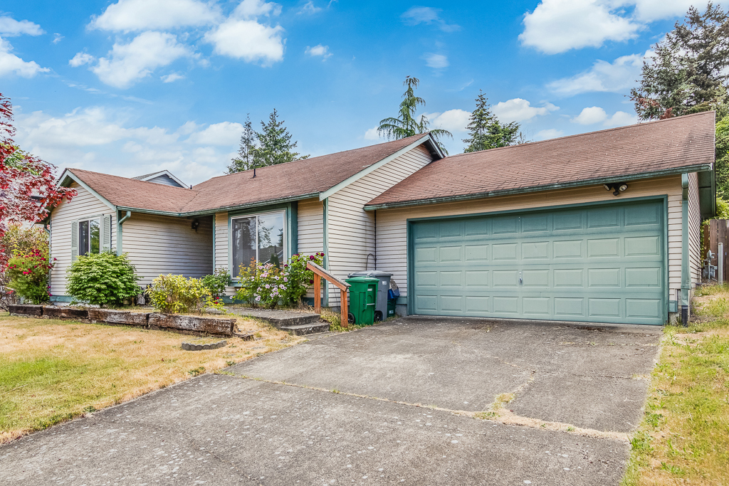 Property Photo: 2302 Blaine Avenue NE 2302 Blaine Avenue NE  WA 98056 