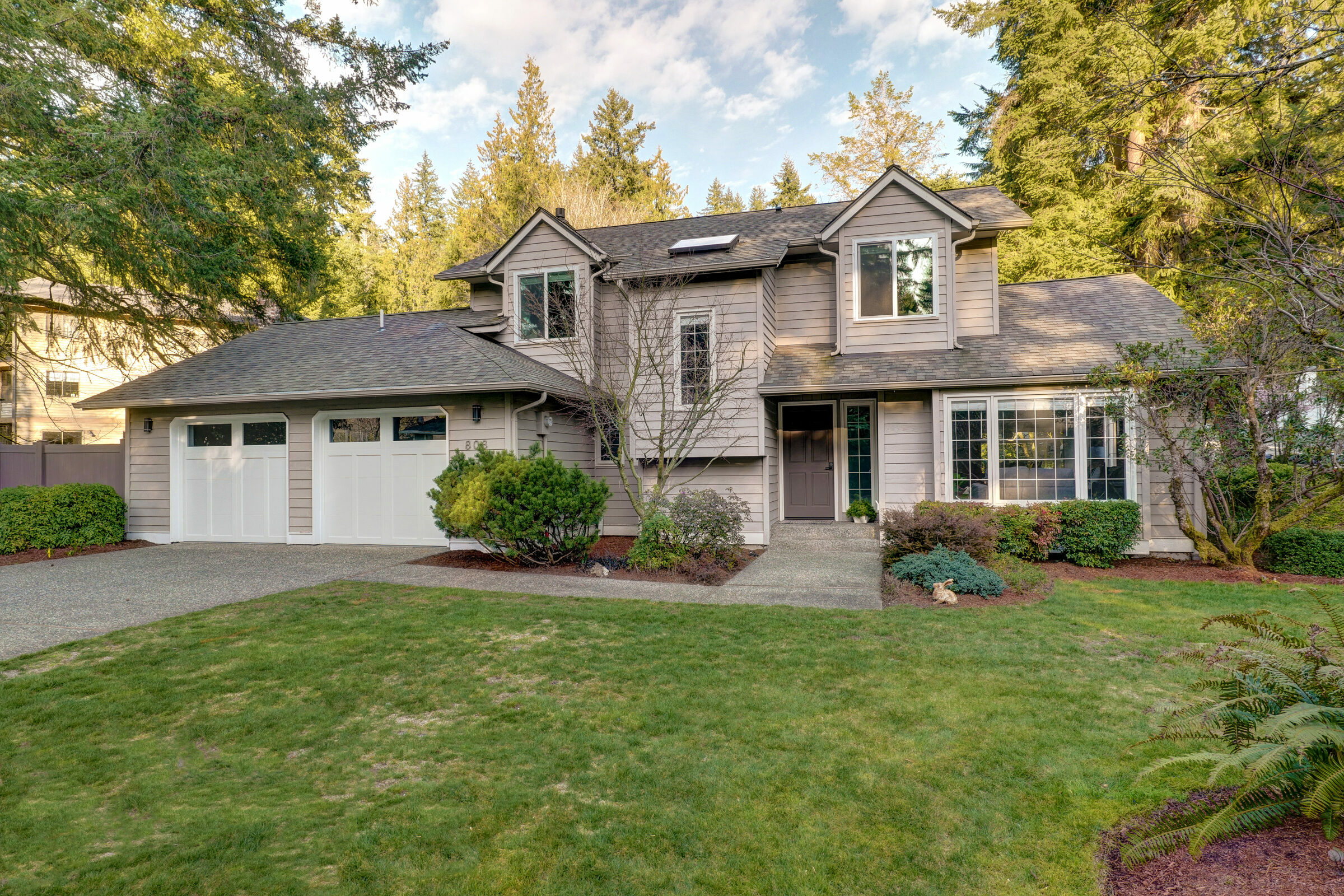 Property Photo:  808 218th Avenue NE  WA 98074 