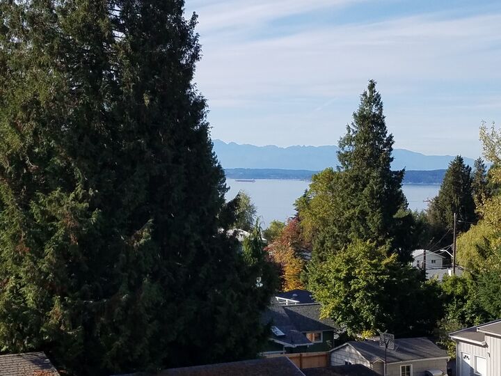 Property Photo:  4002 SW 98 St  WA 98136 