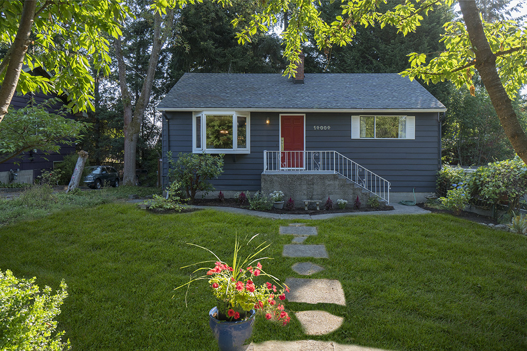 Property Photo: 14004 23rd Place NE WA 98125