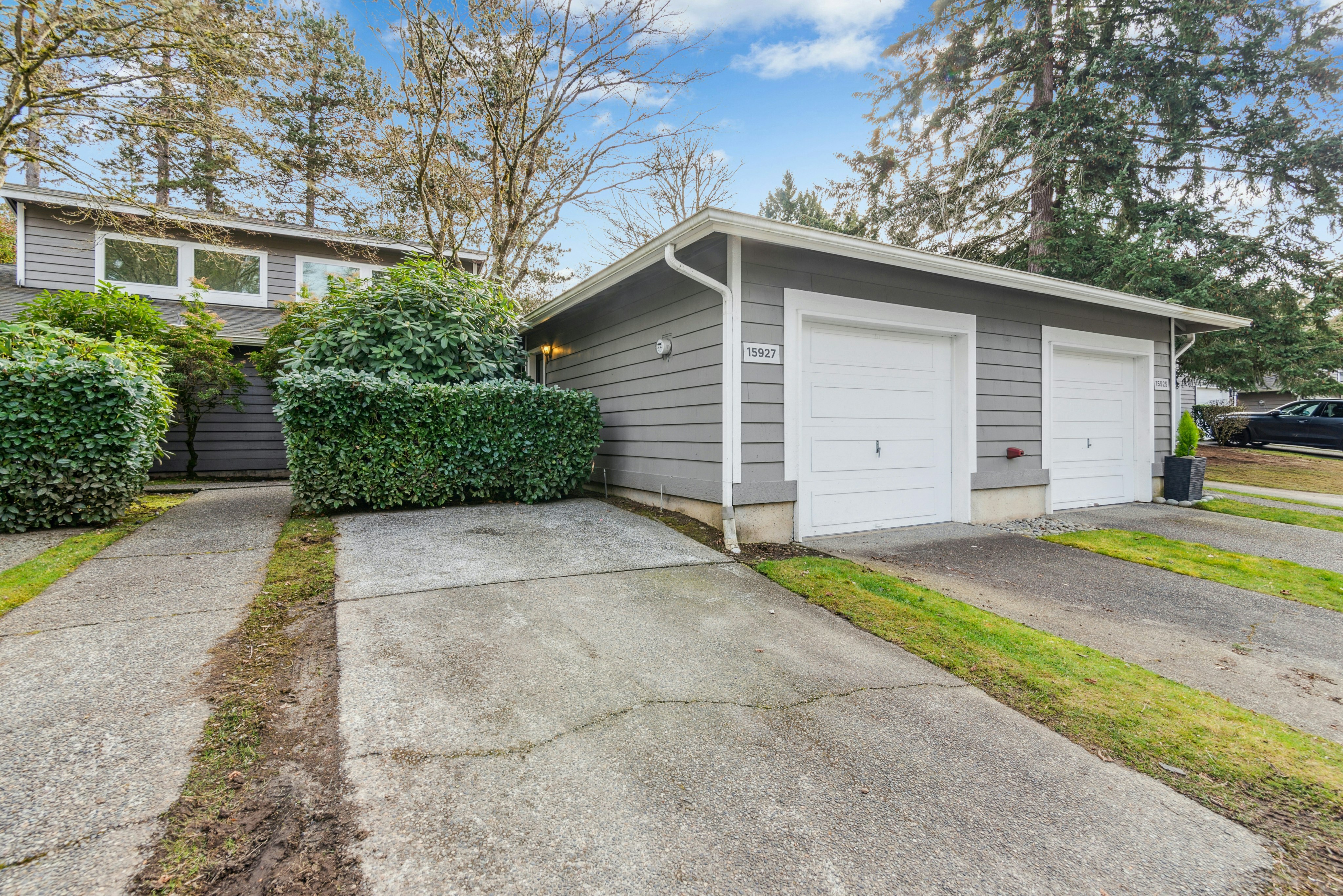 Property Photo:  15927 NE 41st Street 8C  WA 98052 