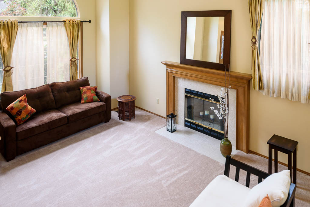 Property Photo: Living room 15020 92nd Place NE WA 98011