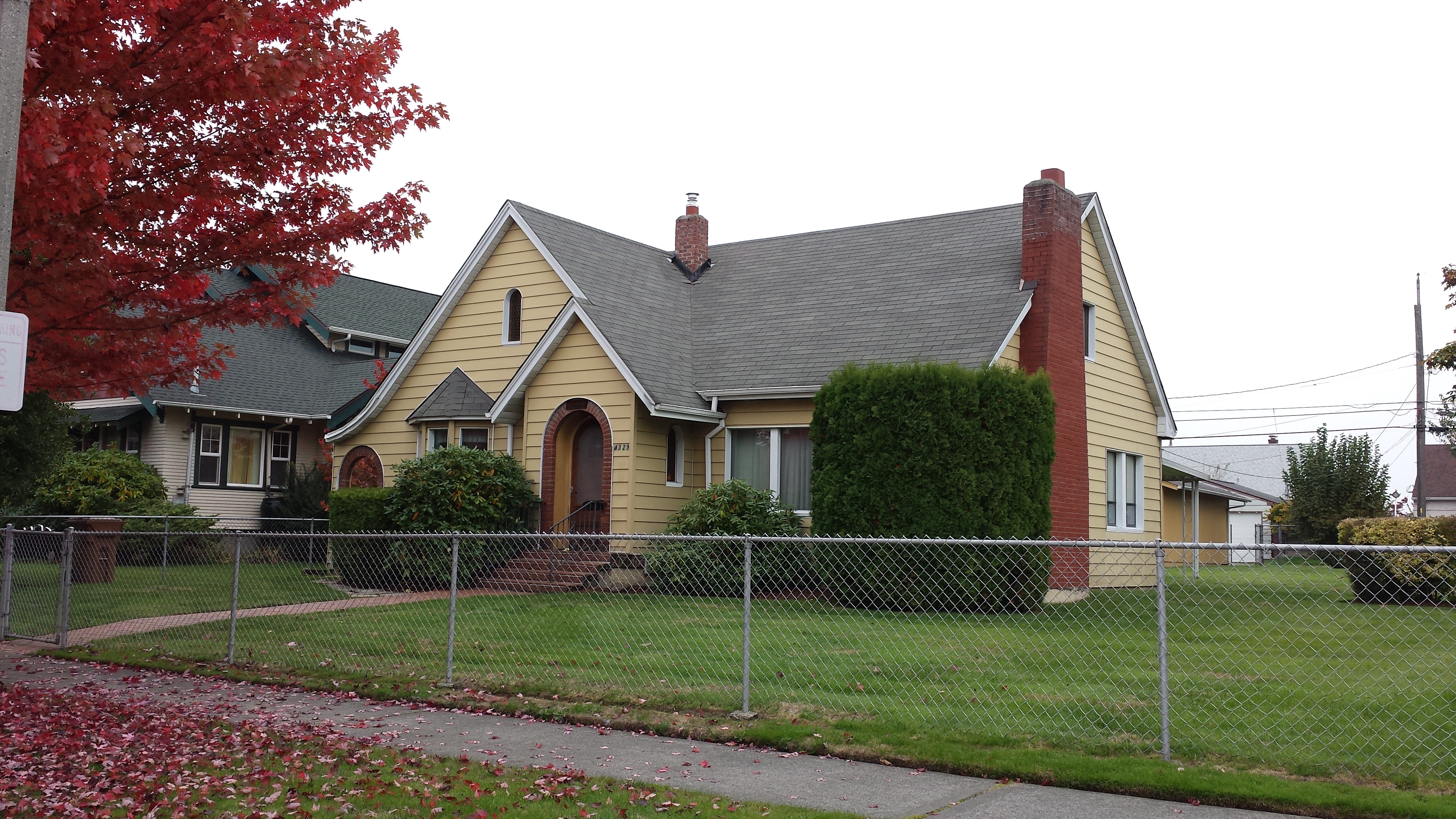 Property Photo:  4329 Tacoma Ave S  WA 98418 
