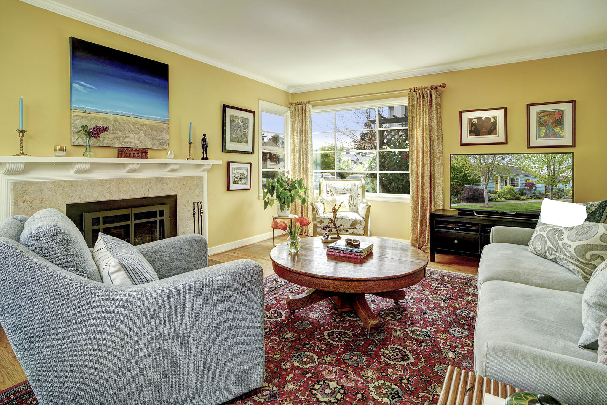 Property Photo: 8061 22nd Avenue NW WA 98117