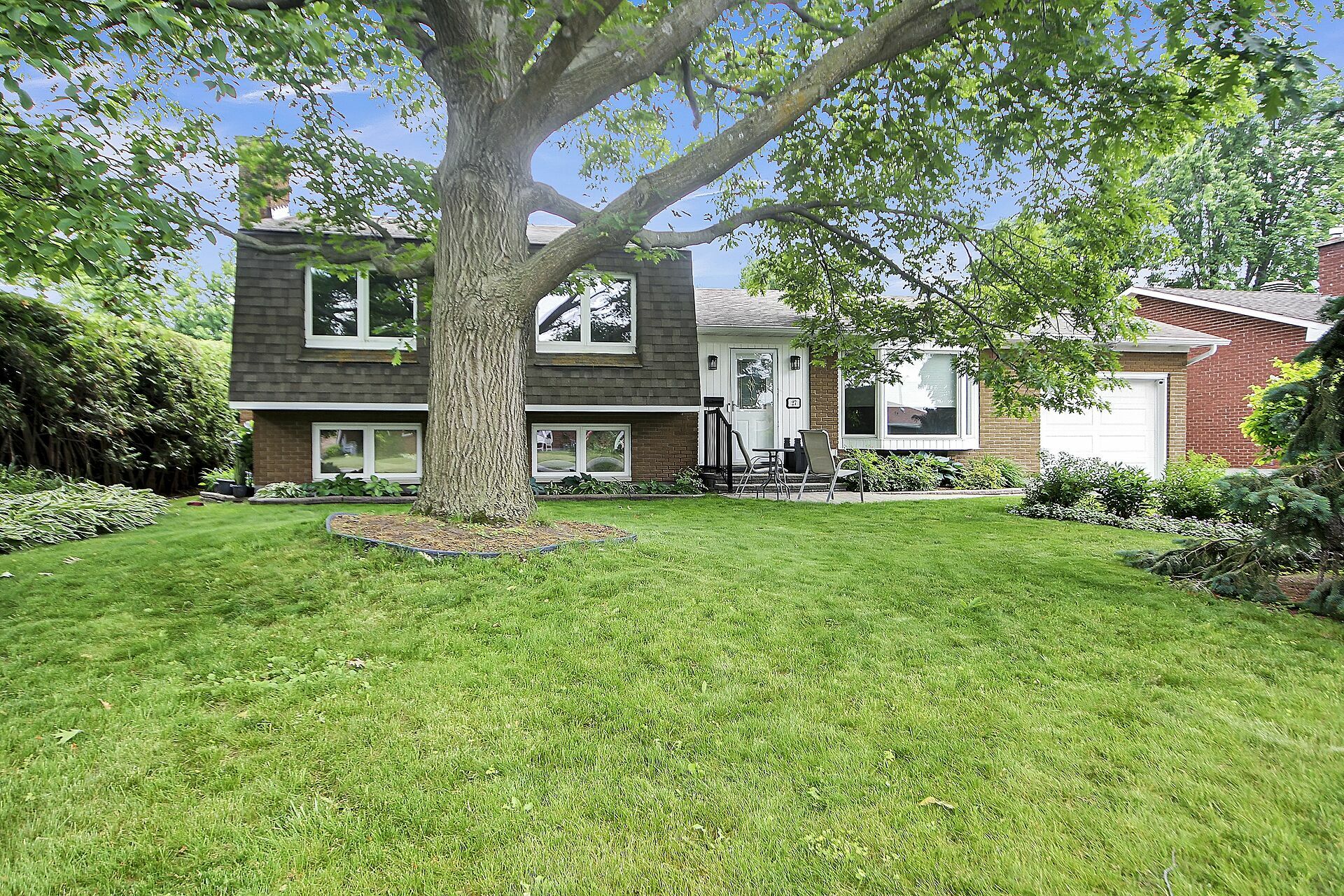 Property Photo: 27 Tripp Crescent ON K2J 1C5
