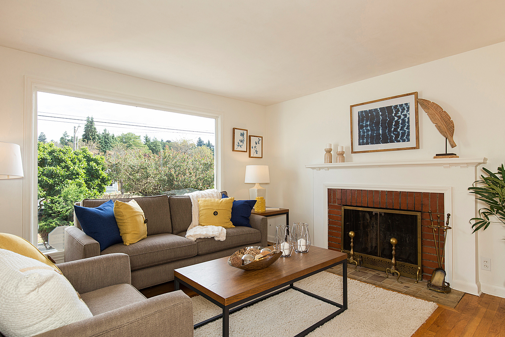 Property Photo: Living Room 3607 34th Ave W  WA 98199 