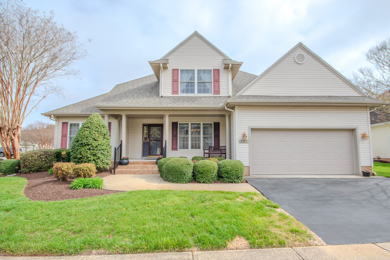 Property Photo:  223 Creekside Drive  MD 21804 
