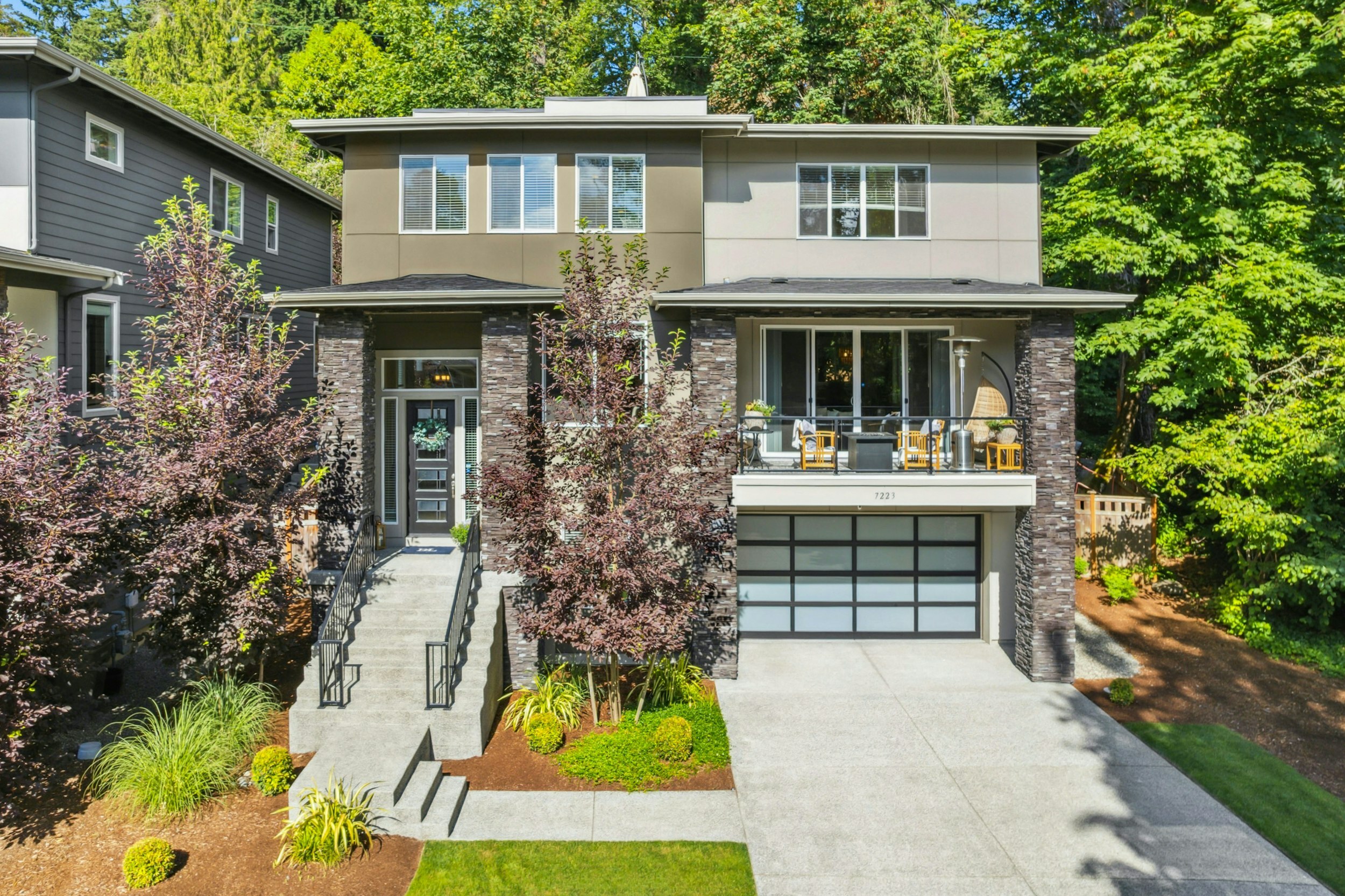 Property Photo:  7223 NE 118th Court  WA 98034 