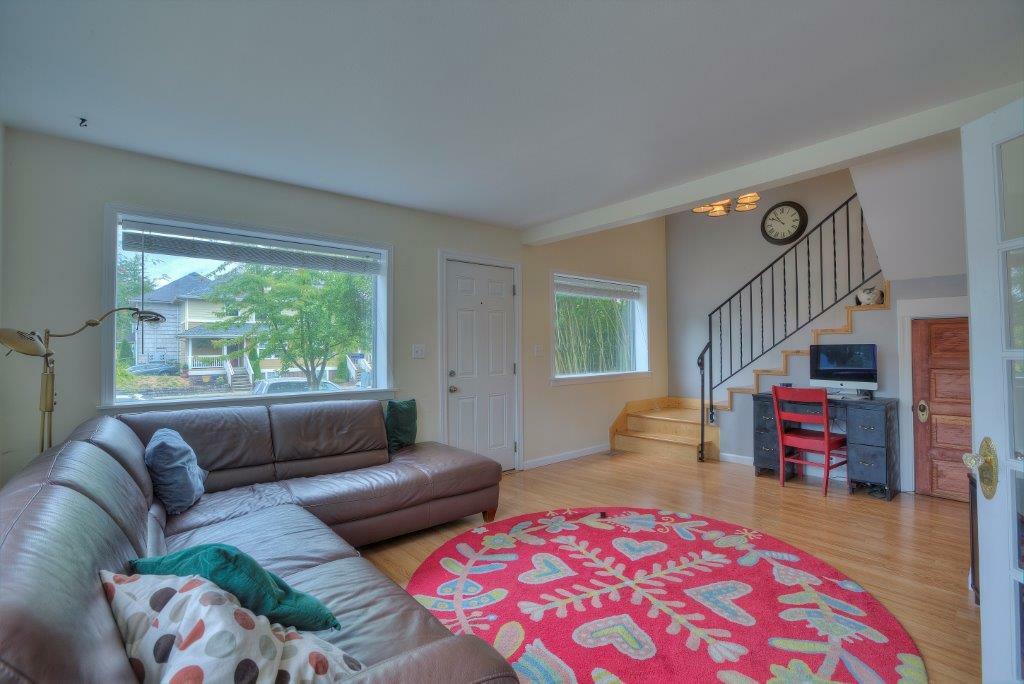 Property Photo: Living room 324 N L St  WA 98403 