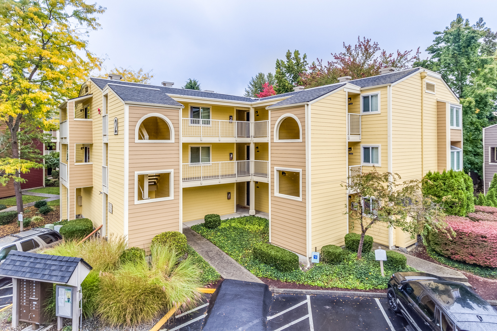 Property Photo:  7380 West Lake Sammamish Pkwy NE 2-205  WA 98052 