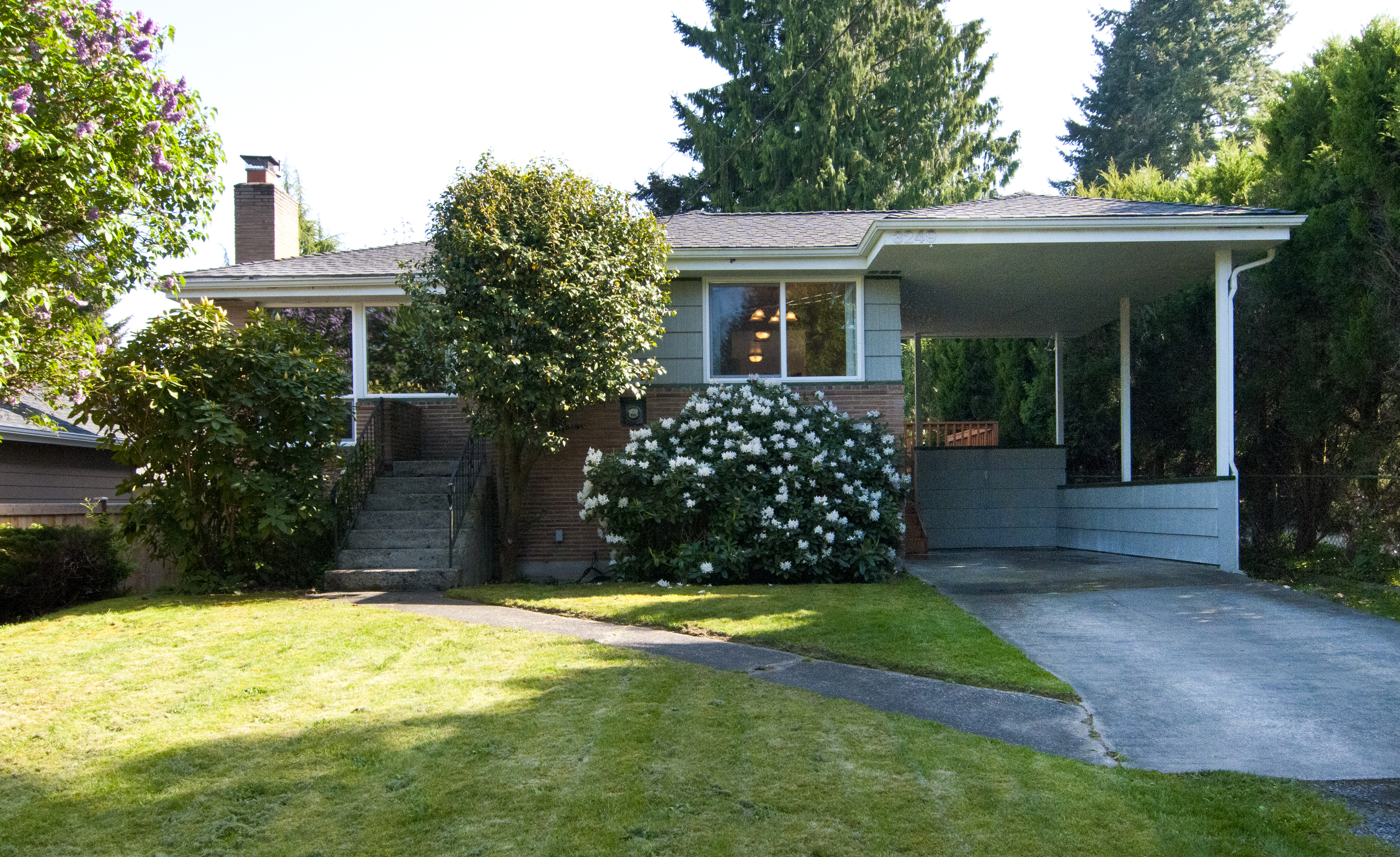 Property Photo:  3249 NE 91st St  WA 98115 