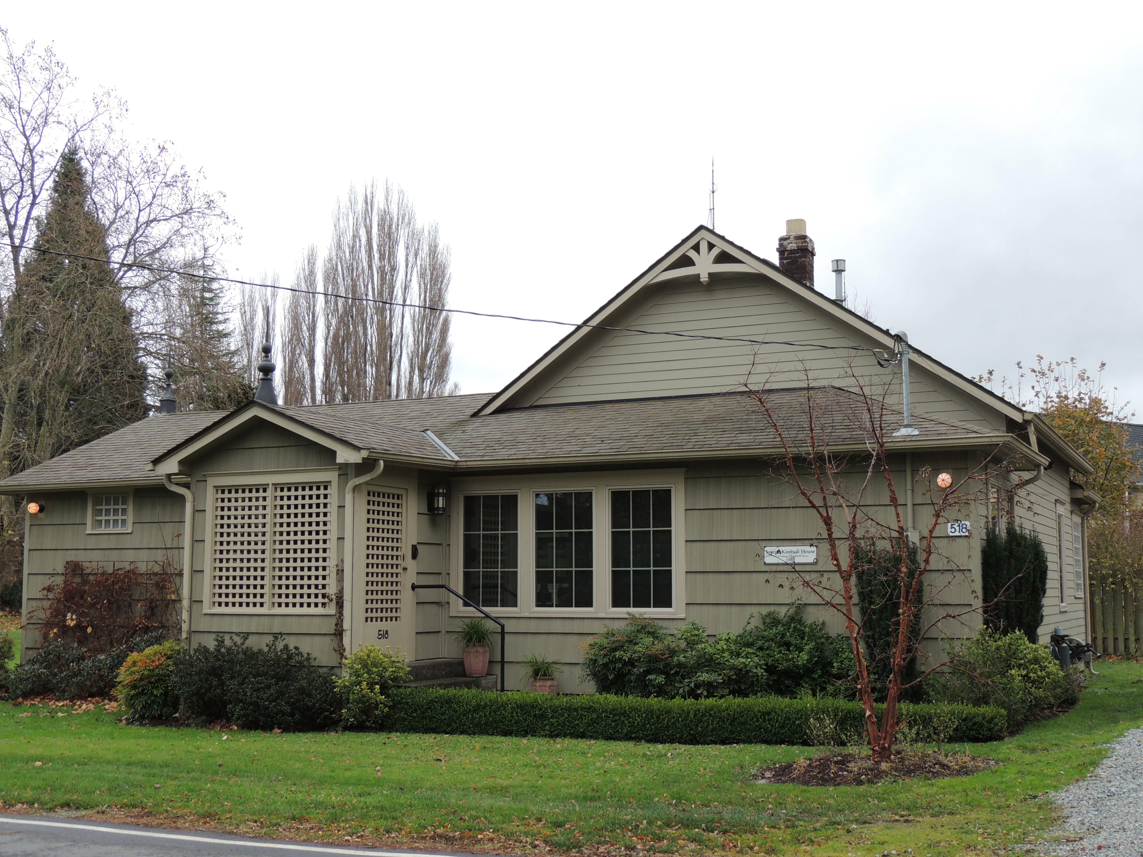 Property Photo: 518 E Washington St WA 98257
