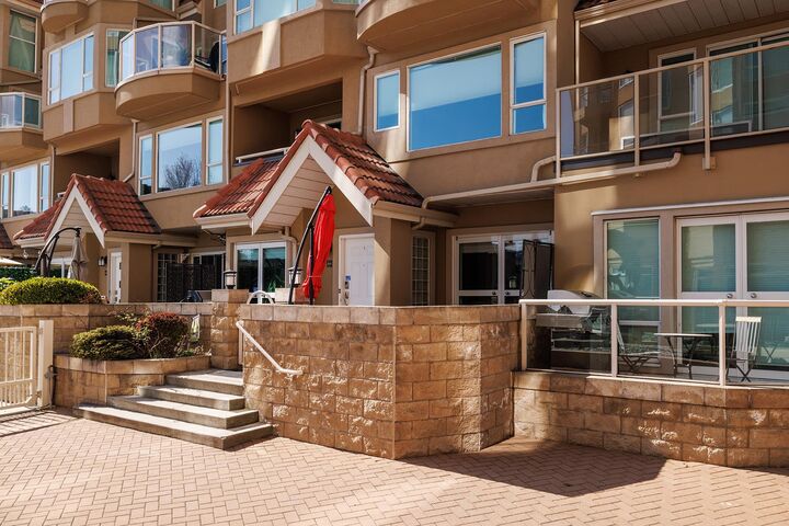 Property Photo: 1156 Sunset Drive 113 BC V1Y 9R7