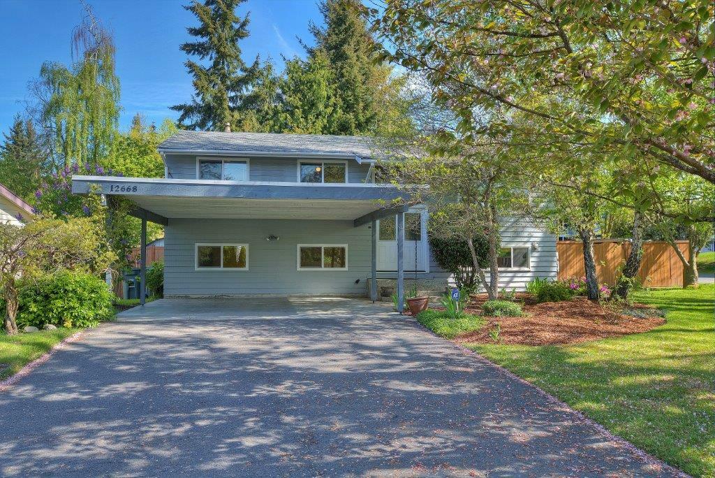 Property Photo:  12668 SE 60th St  WA 98006 