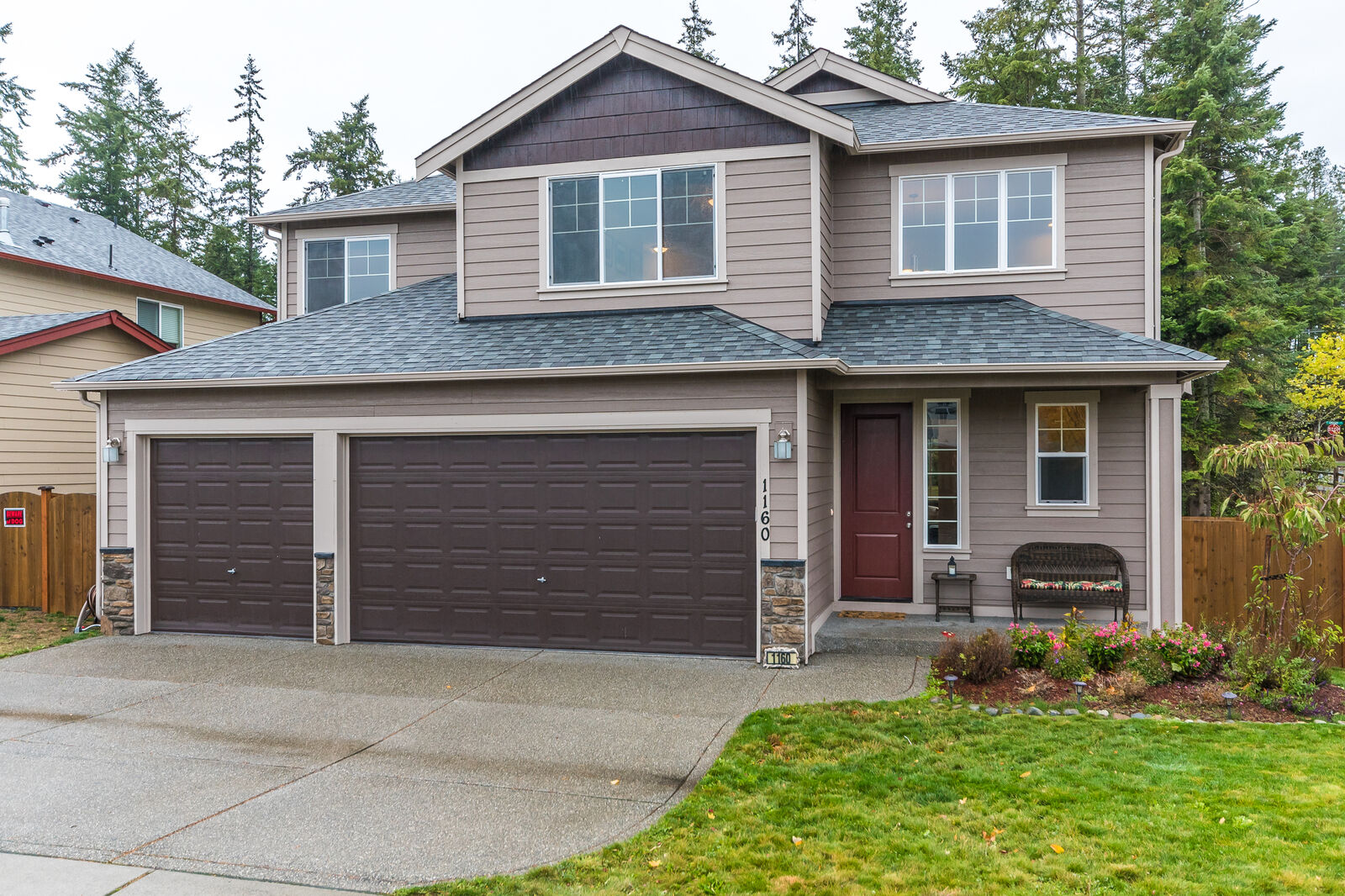 Home for sale in Oak Harbor 1160 NW Lofton Lp, Oak Harbor, WA 98277