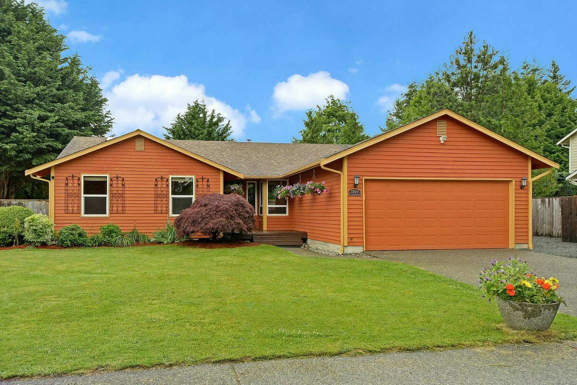 Property Photo:  7201 74th St NE  WA 98270 