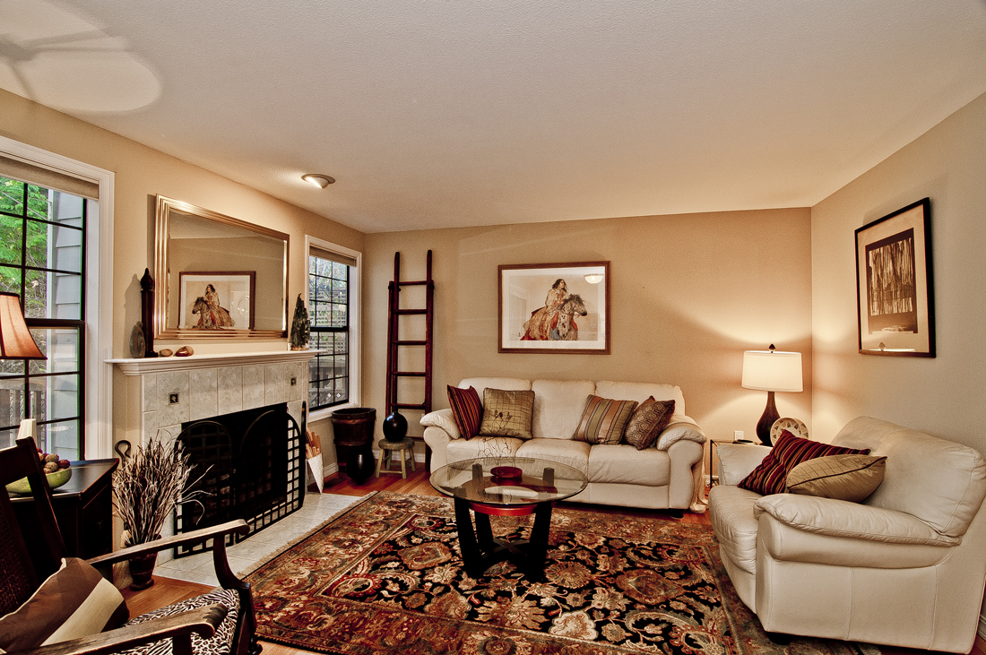 Property Photo: Warm and inviting living room 8517 139th Ave NE  WA 98052 