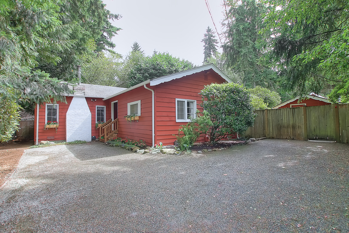 Property Photo:  7507 NE 169th St  WA 98028 