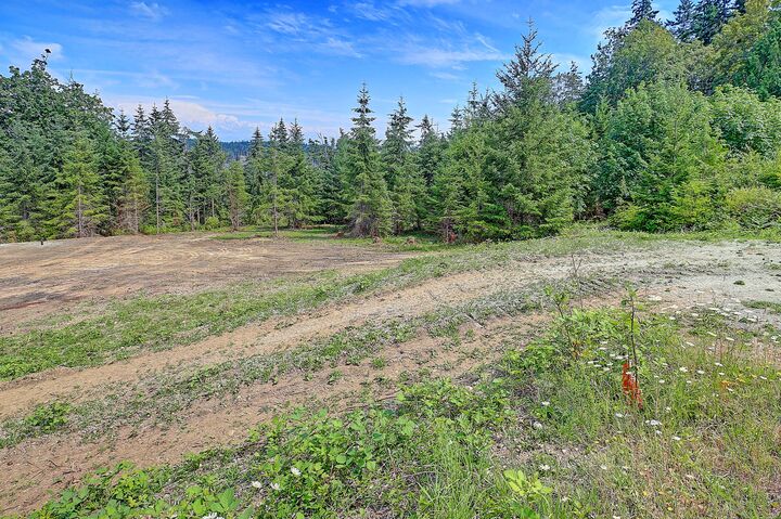 Property Photo:  1 I  Triangle Cove Lane  WA 98282 