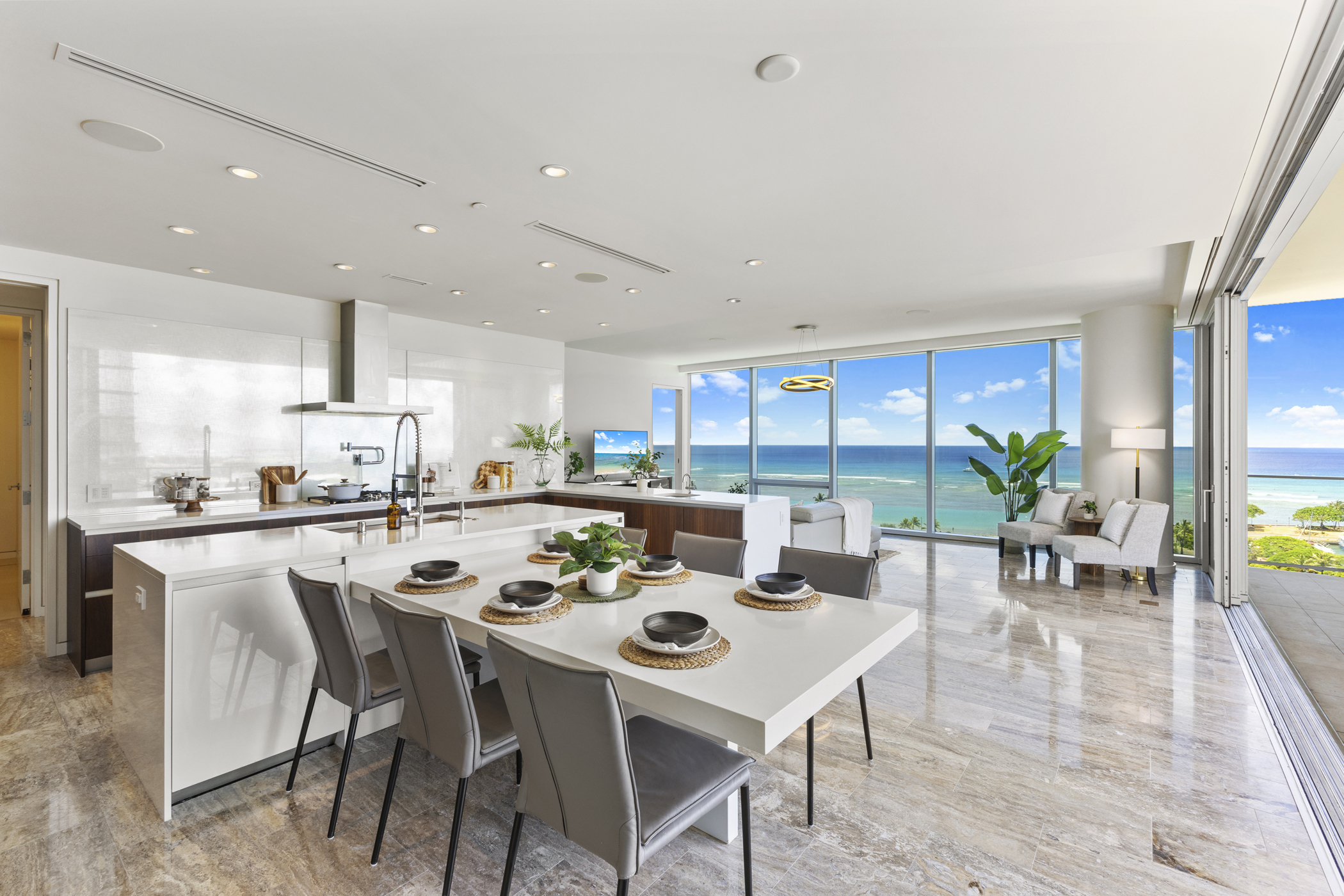 Property Photo: 1118 Ala Moana Boulevard 1201 HI 96814