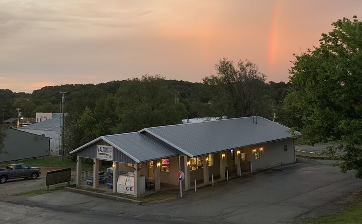 304 South Market Street  Alton MO 65606 photo