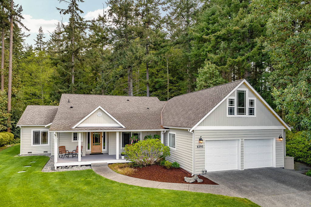 Property Photo: 6293 Sahalee Ct WA 98236