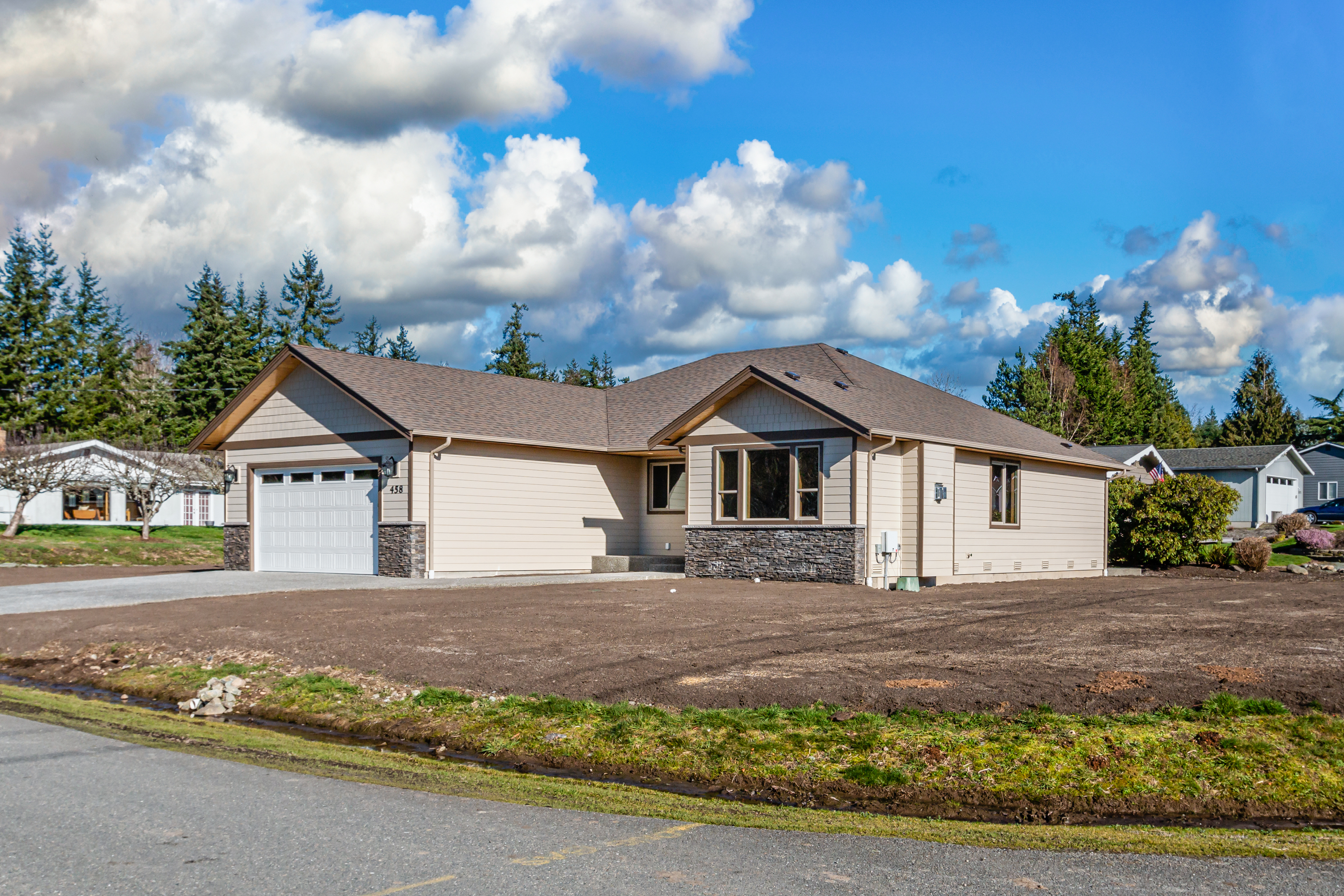 Property Photo:  458 Tam O Shanter Drive  WA 98282 