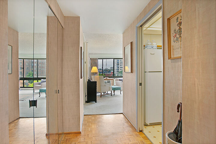 Property Photo: Foyer 1120 Spring St 703 WA 98104