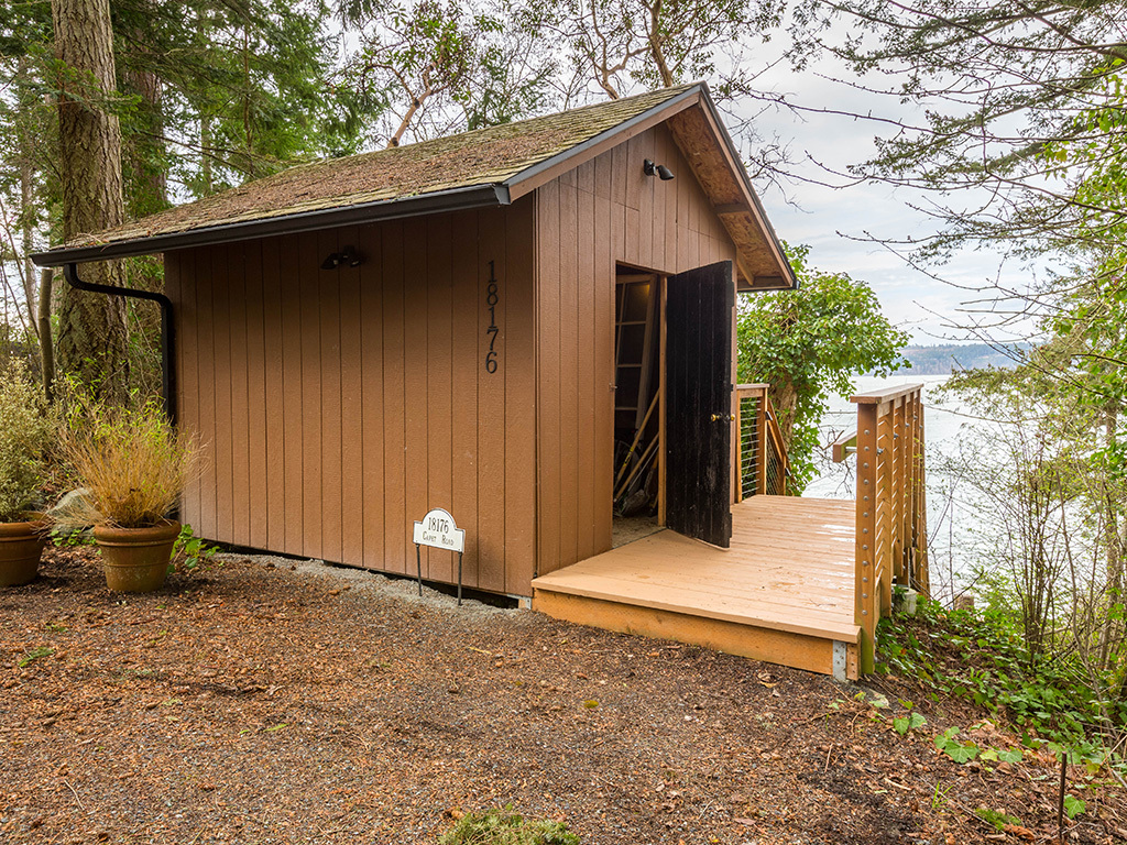 Property Photo: 18176 Capet Zalsiluce WA 98257