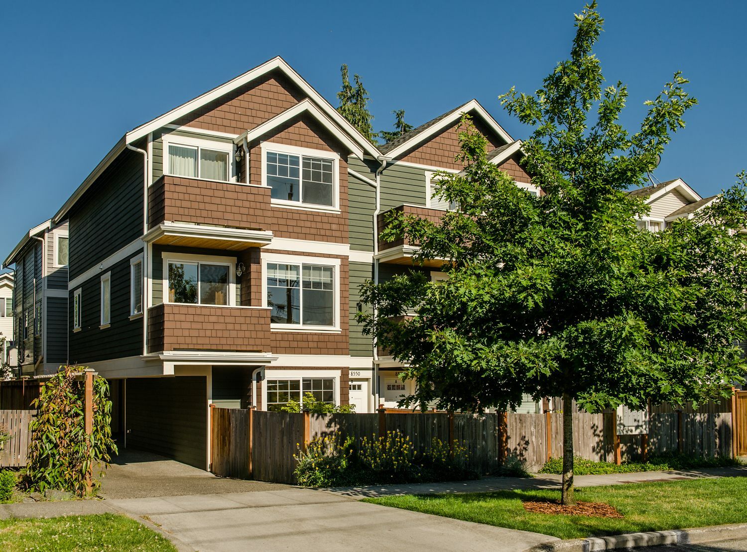 Property Photo:  8550B Midvale Ave N  WA 98103 