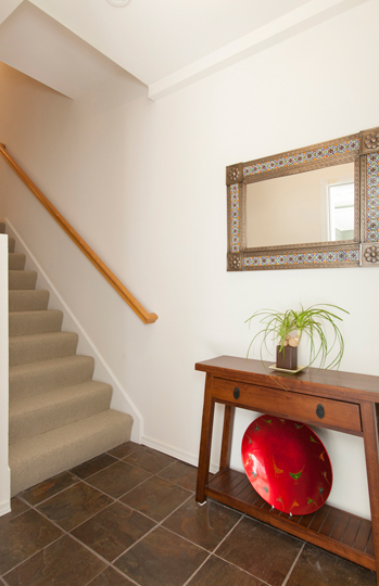 Property Photo: Entry 4256 Winslow Place N B WA 98103