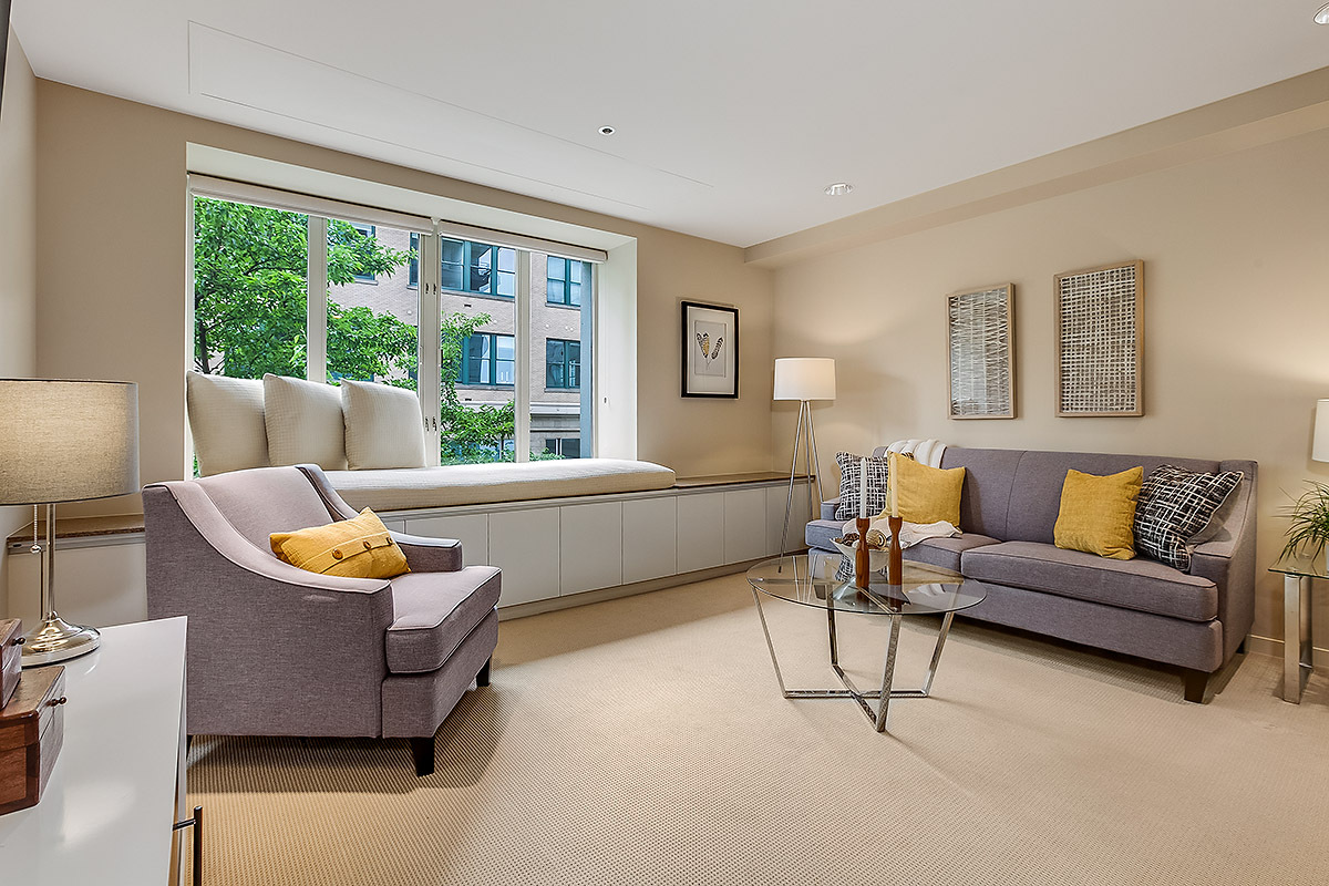 Property Photo: Living Room 98 Union St 411 WA 98101