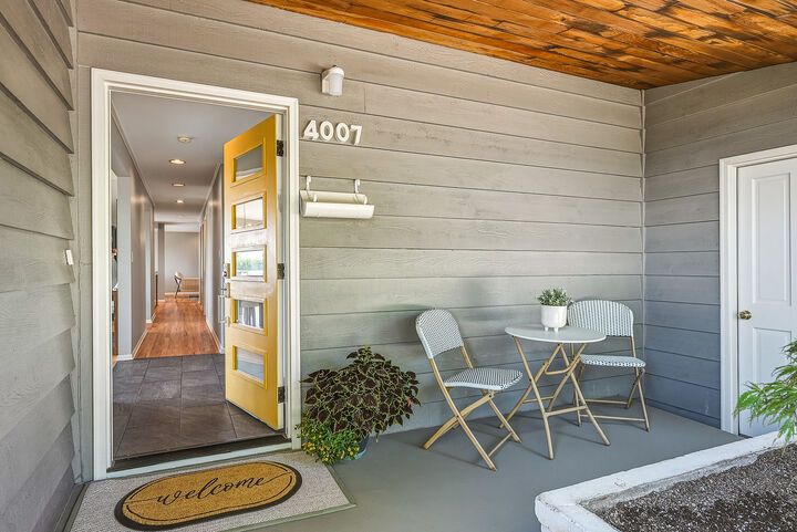 Property Photo: Entry, Mudroom 4007 NE 161st Street  WA 98155 